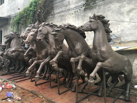 تندیس اسب واقع گرای ما قون در حال اجرای اسب مجسمه های معروف اسب برنز را ریخته است